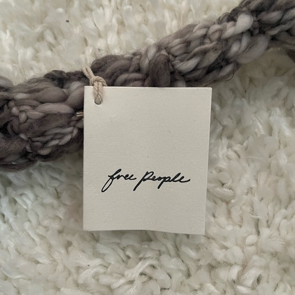 Free People Purse - Picture 2 of 6